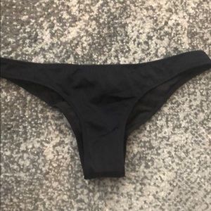 VS Scrunched Bikini Botton